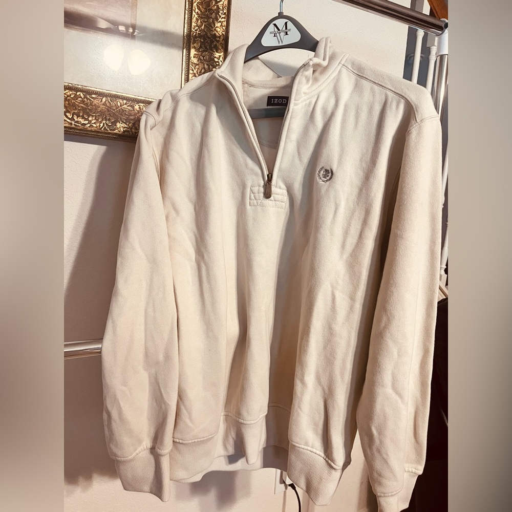 NWOT Mens IZOD Sweater/Fleece -beige color